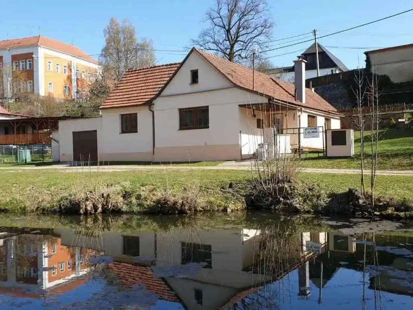 Pohled zvenčí
